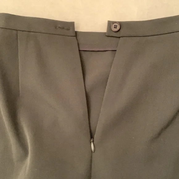 The Limited Stretch Pencil Skirt Dark Gray Size Two - Picture 3 of 7